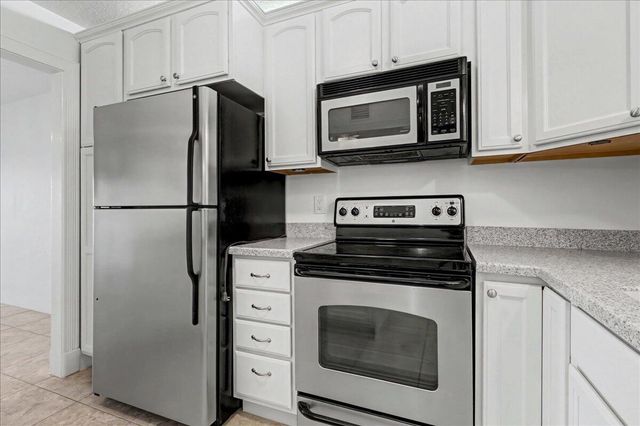 765 Jeffery Street 1-301, Boca Raton, FL 33487