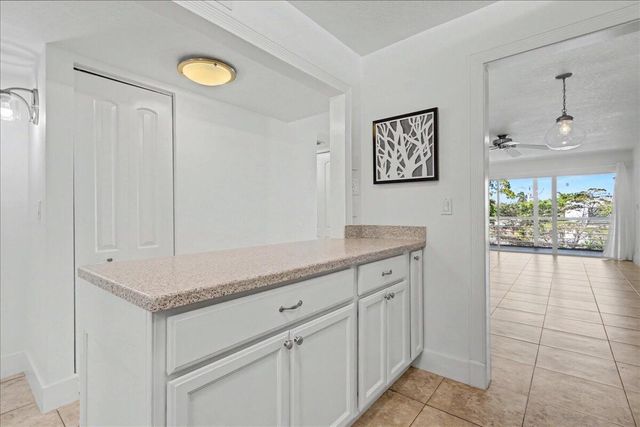 765 Jeffery Street 1-301, Boca Raton, FL 33487