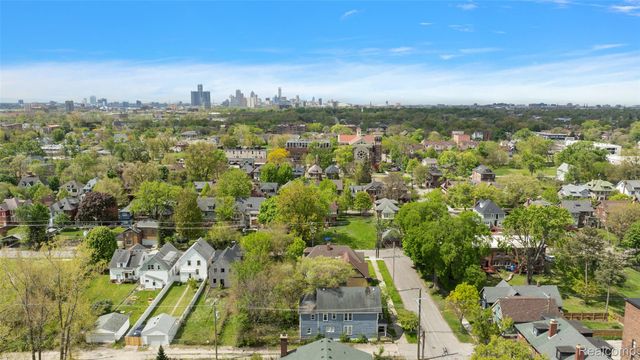 7922 Saint Paul Street, Detroit, MI 48214