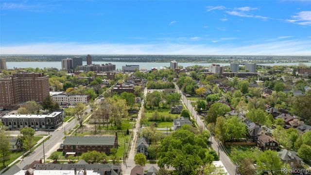 7922 Saint Paul Street, Detroit, MI 48214