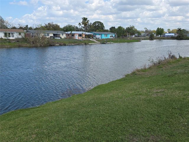 7207 ASHWOOD DRIVE, Port Richey, FL 34668