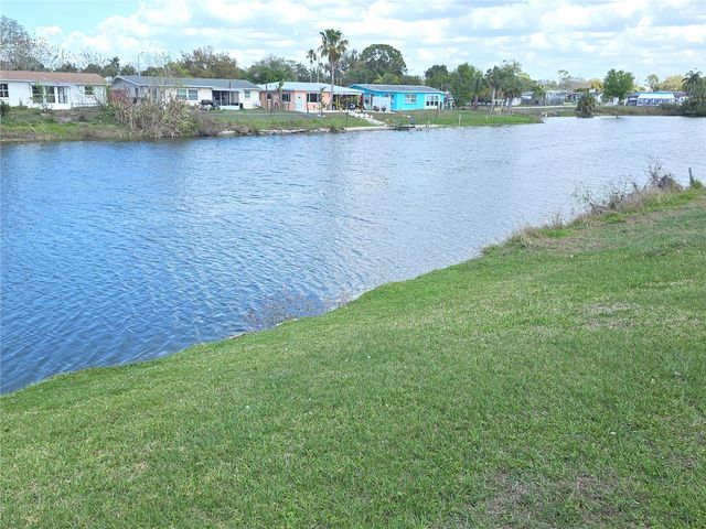 7207 ASHWOOD DRIVE, Port Richey, FL 34668