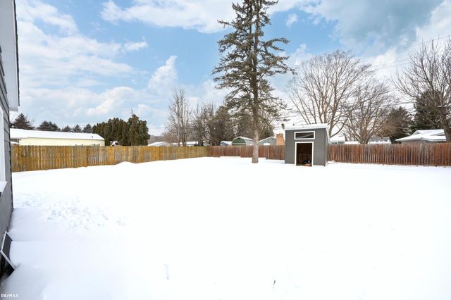 45800 Hull Rd Road, Van Buren Twp, MI 48111