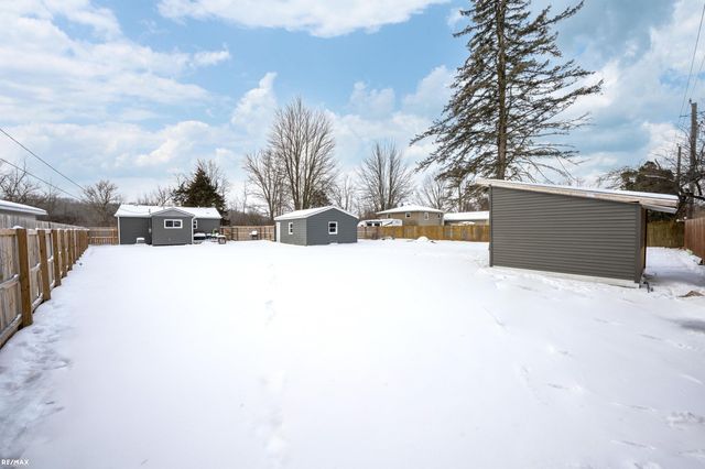 45800 Hull Rd Road, Van Buren Twp, MI 48111