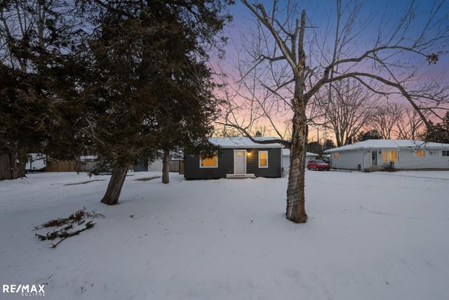 45800 Hull Rd Road, Van Buren Twp, MI 48111