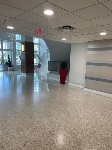 3000 S Ocean Drive 302, Hollywood, FL 33019