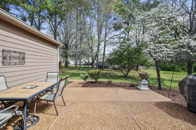 1408 Spainwood Dr, Columbia, TN 38401