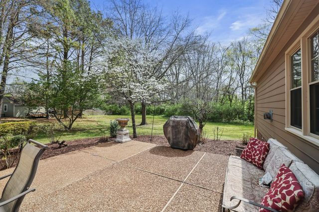 1408 Spainwood Dr, Columbia, TN 38401