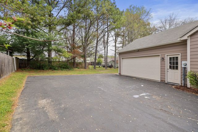 1408 Spainwood Dr, Columbia, TN 38401