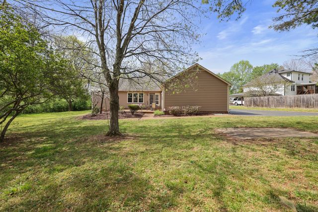 1408 Spainwood Dr, Columbia, TN 38401