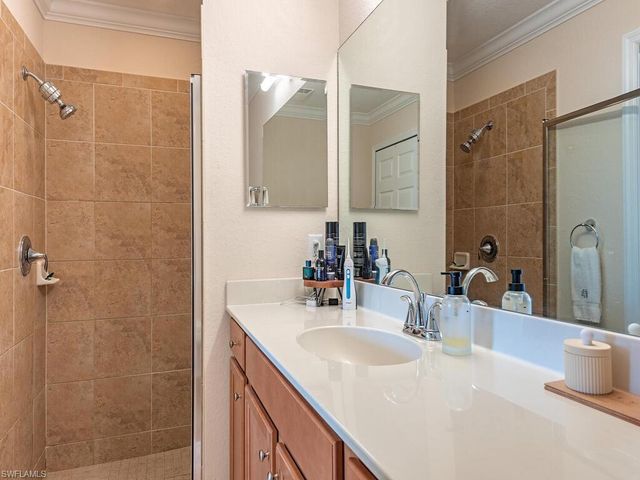 9731 Acqua CT 514, Naples, FL 34113