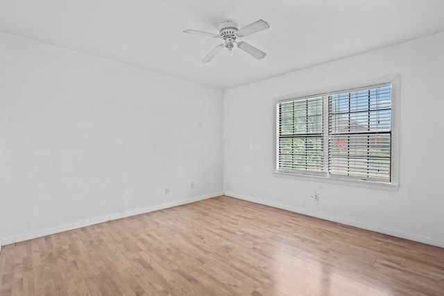 1403 Lynn Ave, Midland, TX 79705