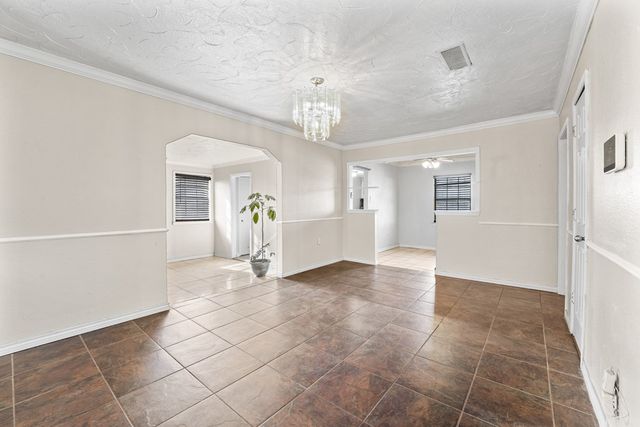 1403 Lynn Ave, Midland, TX 79705