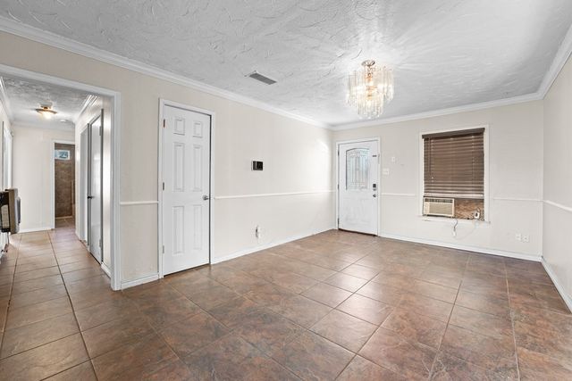 1403 Lynn Ave, Midland, TX 79705