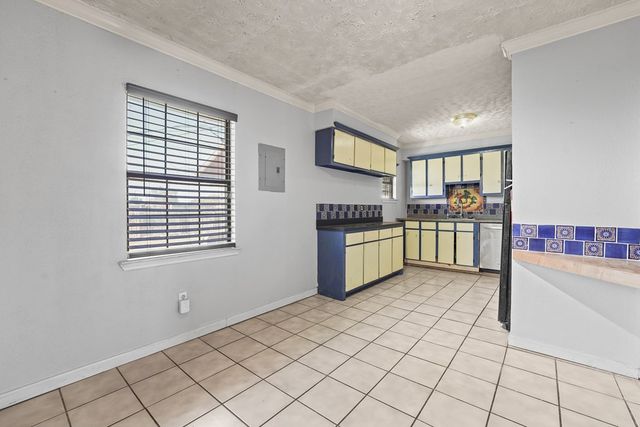 1403 Lynn Ave, Midland, TX 79705