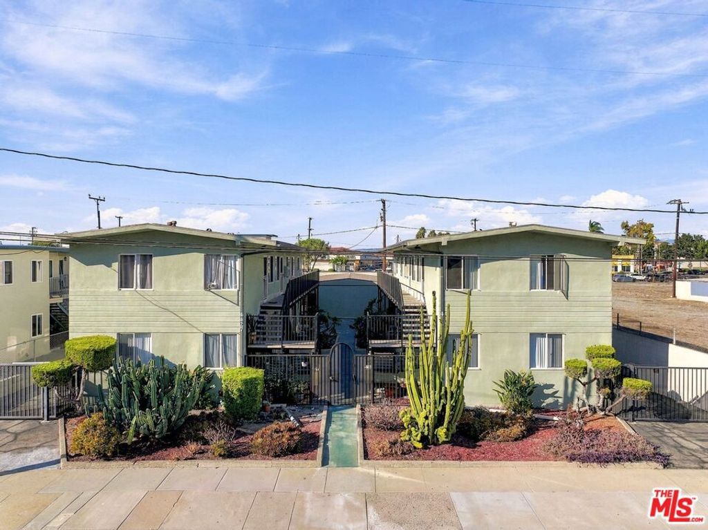 4425 W 159th Street, Lawndale, CA 90260 — exterior