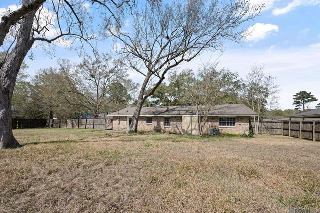 3466 Nelson St, Zachary, LA 70791