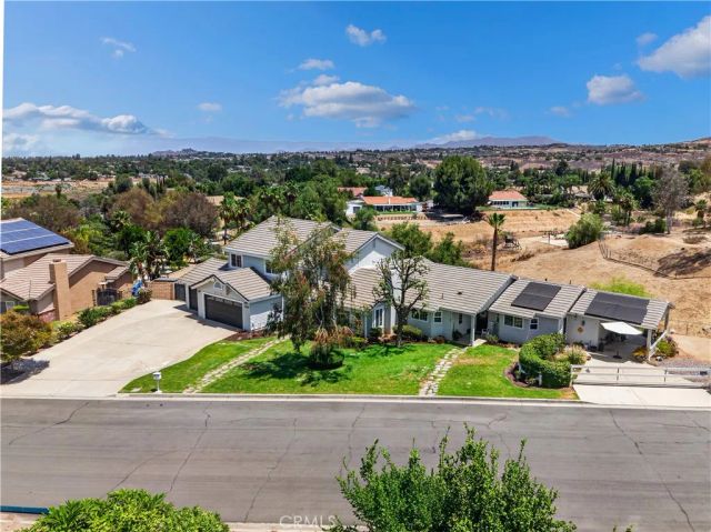 15366 Cayuse Court, Riverside, CA 92506