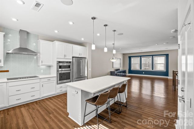 17023 Soho Drive, Charlotte, NC 28204