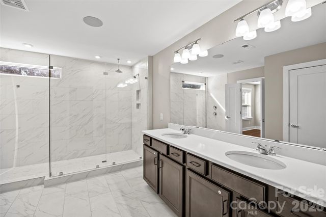 17023 Soho Drive, Charlotte, NC 28204