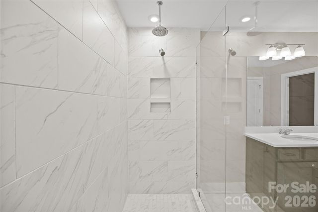 17023 Soho Drive, Charlotte, NC 28204