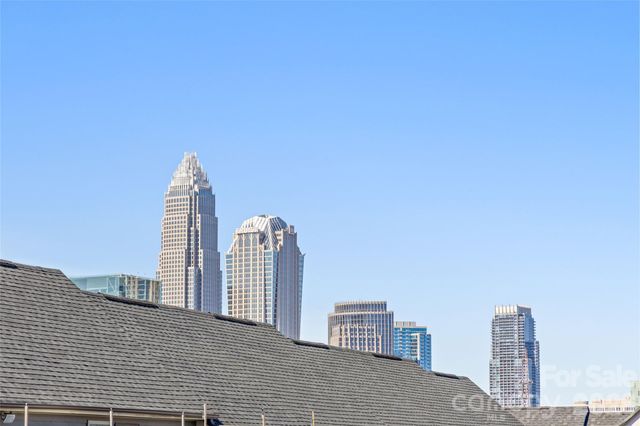 17023 Soho Drive, Charlotte, NC 28204