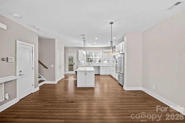 17023 Soho Drive, Charlotte, NC 28204