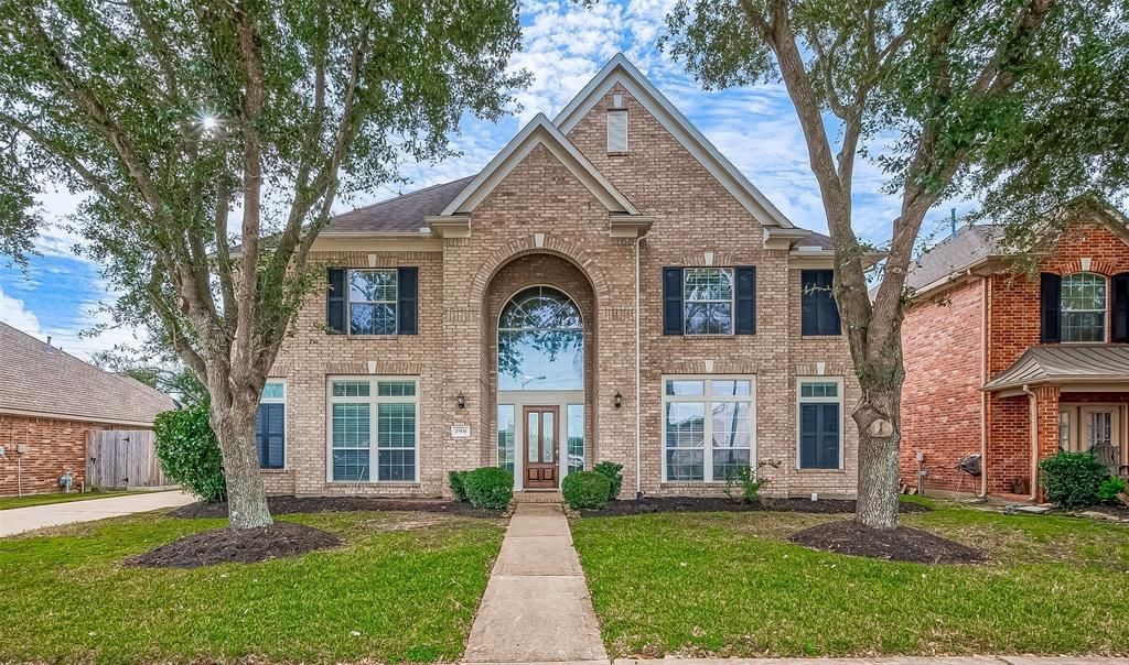 17931 Oakfield Glen Lane, Cypress, TX 77433