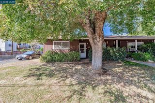 4794 Blum Rd, Martinez, CA 94553