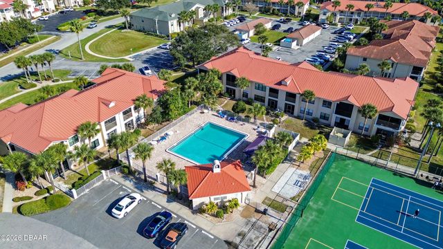 466 Bouchelle Dr Apt 104, New Smyrna Beach, FL 32169