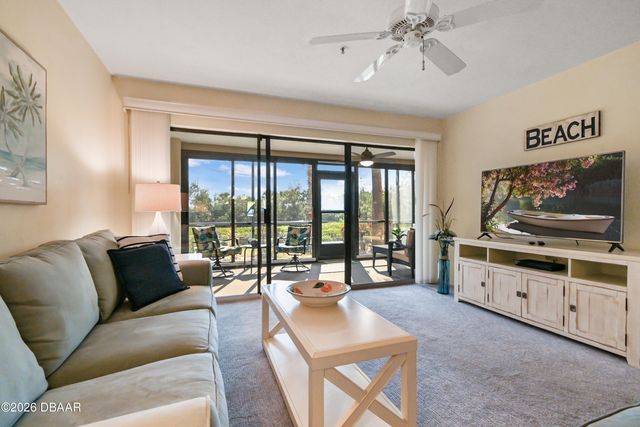 466 Bouchelle Dr Apt 104, New Smyrna Beach, FL 32169