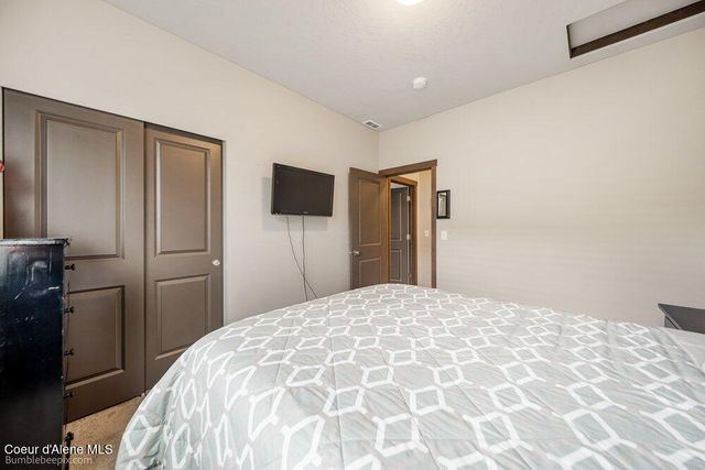 5870 W Gumwood CIR, Post Falls, ID 83854