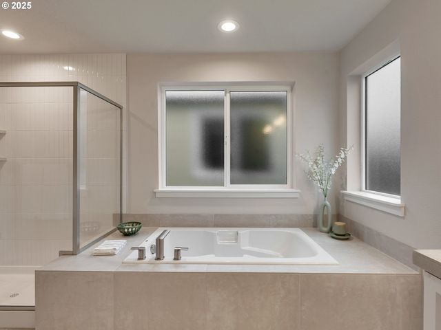 13866 Sw 174th Ave, Tigard, OR 97140