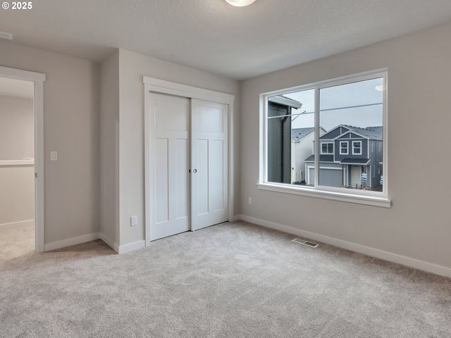 13866 Sw 174th Ave, Tigard, OR 97140