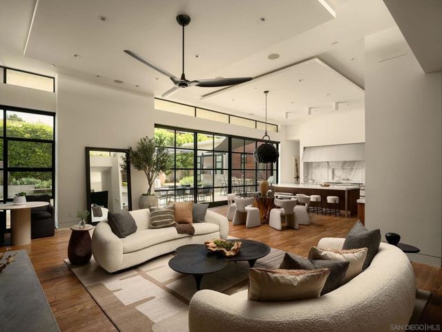 326 S Nardo, Solana Beach, CA 92075
