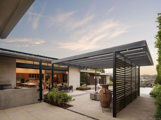 326 S Nardo, Solana Beach, CA 92075