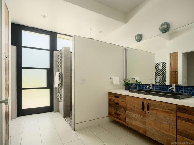 326 S Nardo, Solana Beach, CA 92075