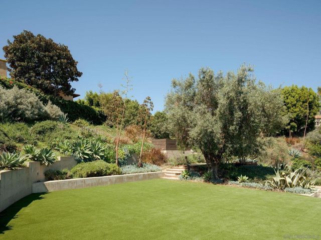 326 S Nardo, Solana Beach, CA 92075