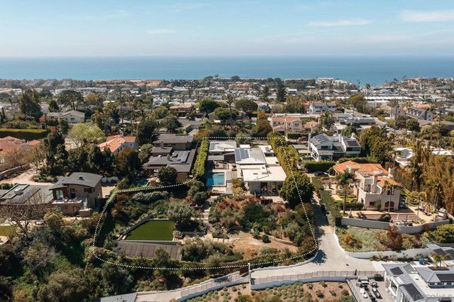 326 S Nardo, Solana Beach, CA 92075