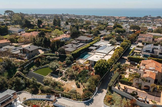 326 S Nardo, Solana Beach, CA 92075