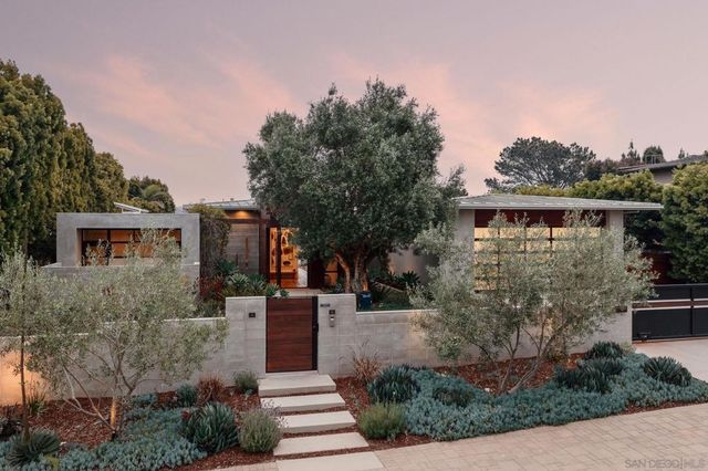 326 S Nardo, Solana Beach, CA 92075