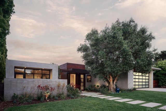 326 S Nardo, Solana Beach, CA 92075