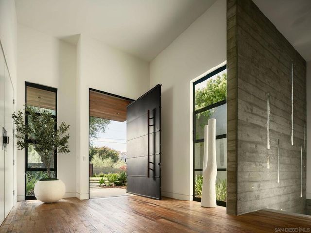 326 S Nardo, Solana Beach, CA 92075