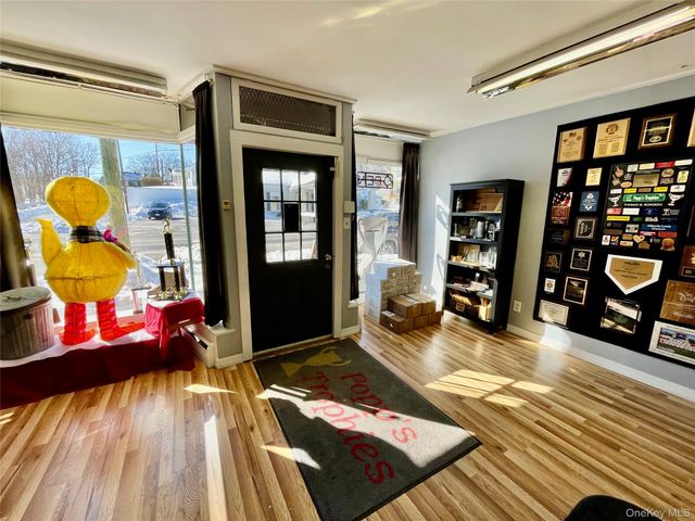 158 W Main Street, Walden, NY 12586