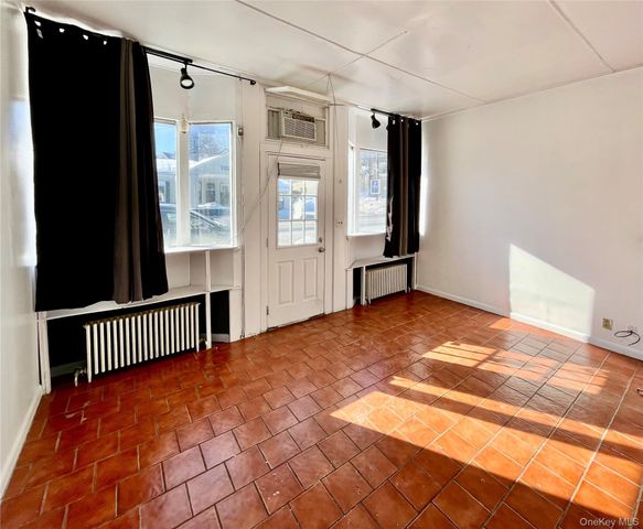 158 W Main Street, Walden, NY 12586