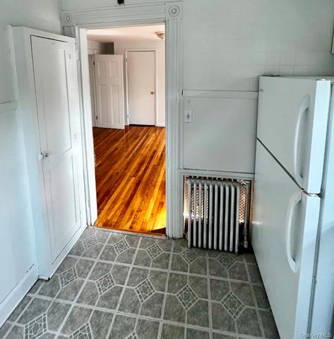 158 W Main Street, Walden, NY 12586