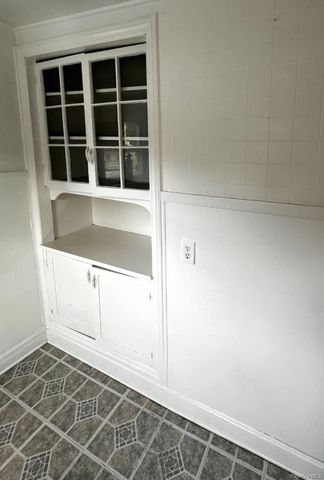 158 W Main Street, Walden, NY 12586