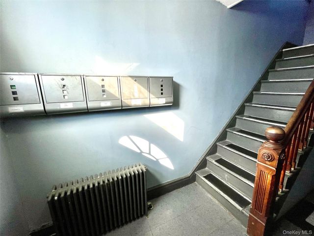 158 W Main Street, Walden, NY 12586