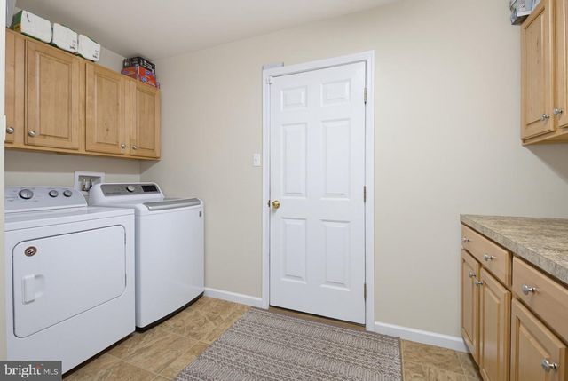 20 CEDAR CHASE DR, Mountville, PA 17554