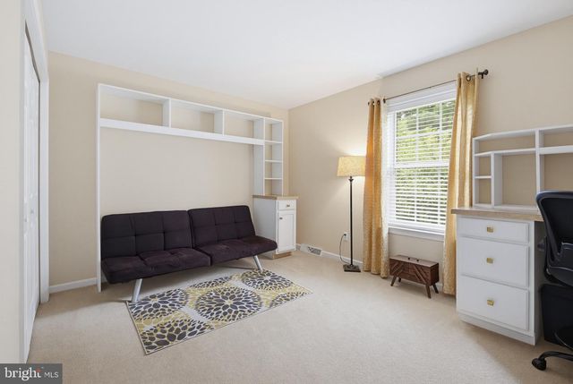20 CEDAR CHASE DR, Mountville, PA 17554